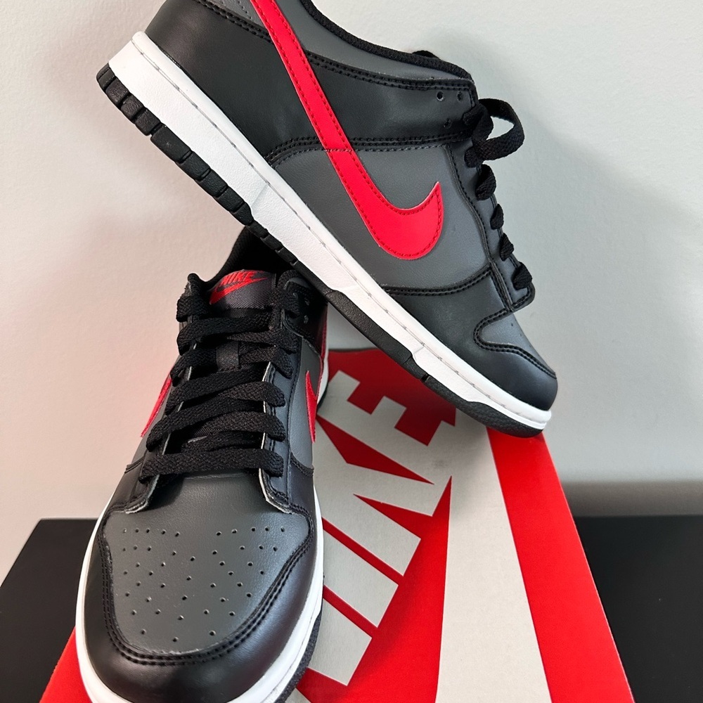Nike Dunk Low Black Red Blue GS Size 7 - New fv0373 001